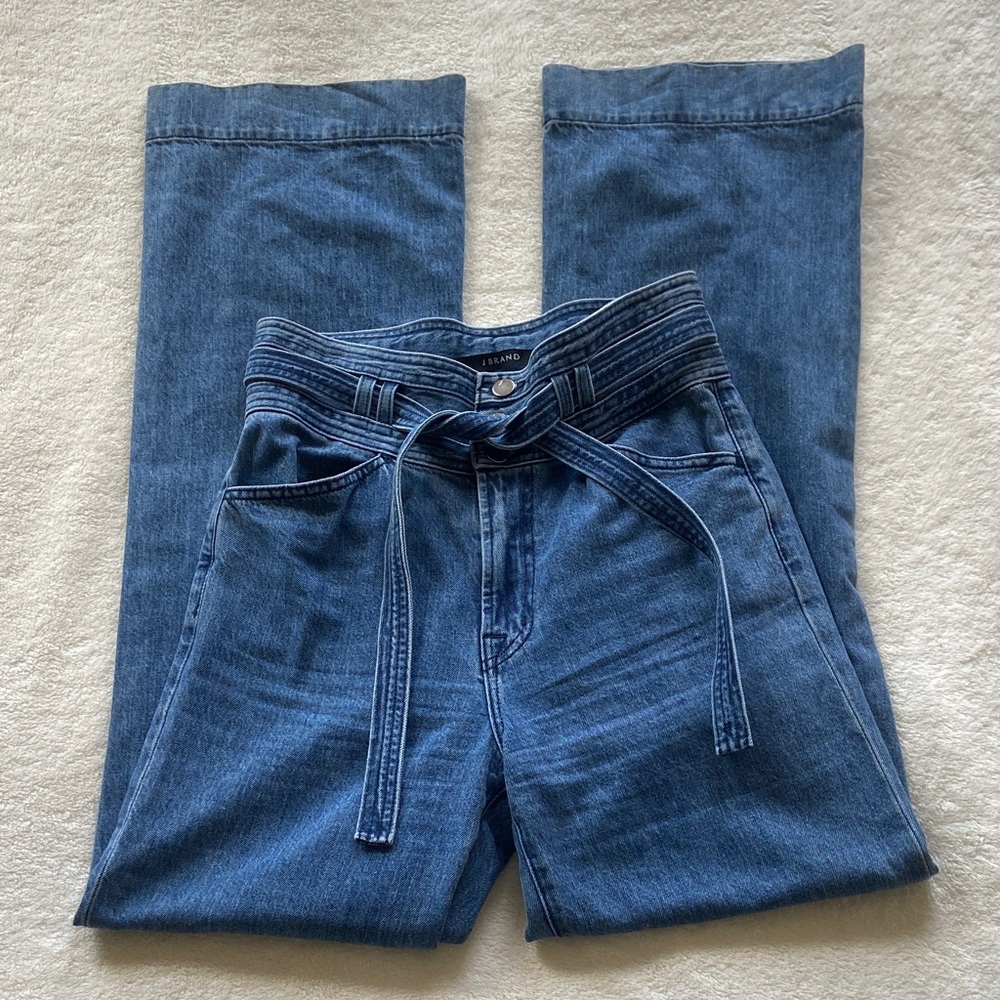 J Brand  Denim Jeans With Belt Size 28.